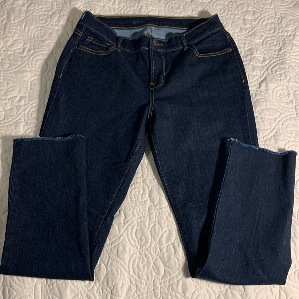 Old Navy dark denim cropped jeans size 6